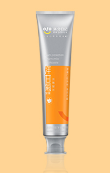 滿(mǎn)分日記清潤(rùn)舒齦洋甘菊牙膏